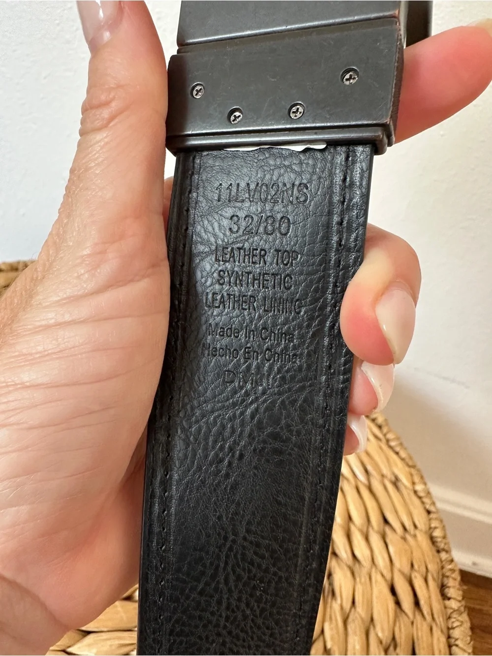 Levi's Men's Reversible Leather Belt Black Brown Matte Buckle Size 32 Like New